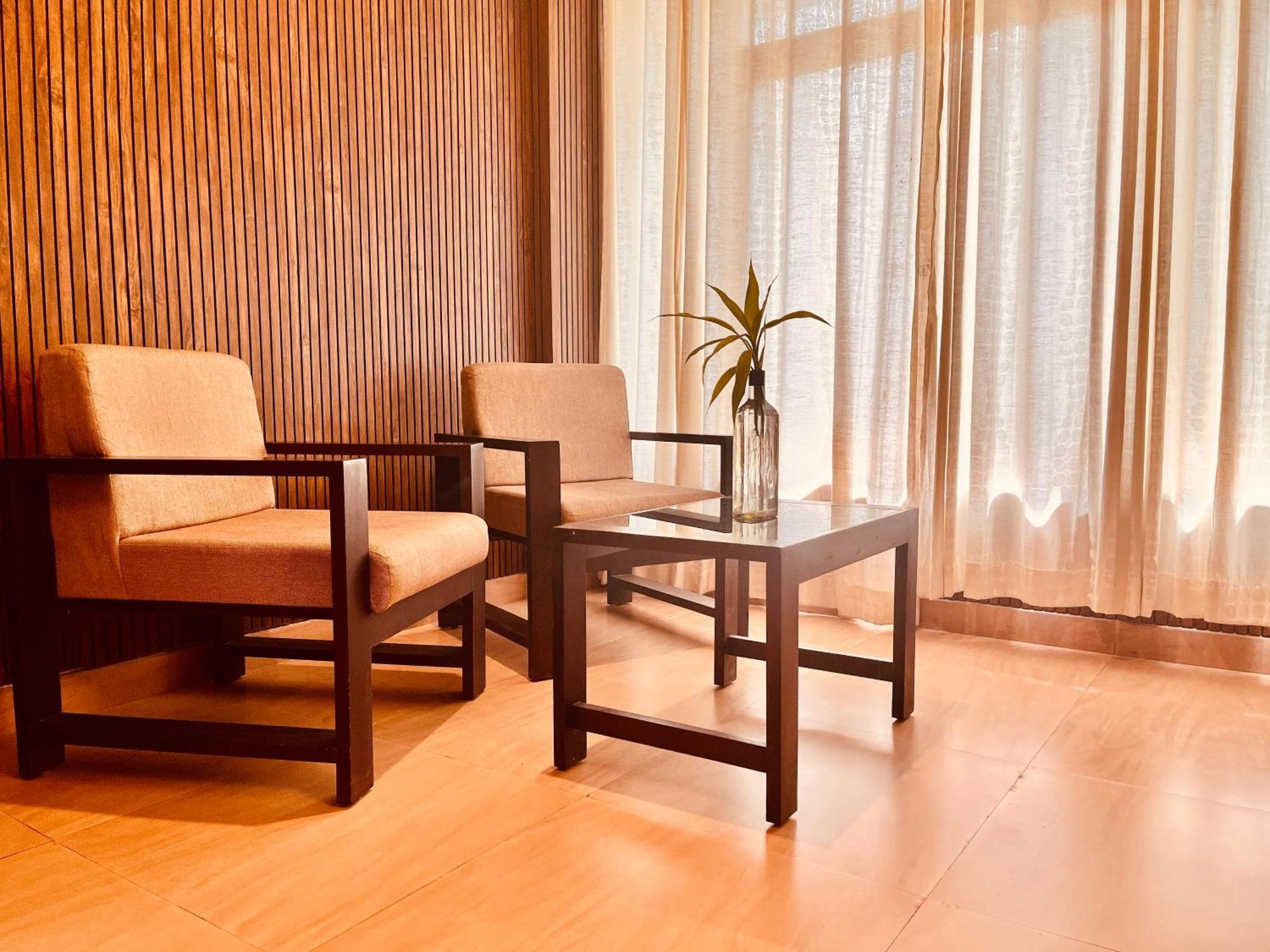 Pearl Grand Boutique Cottage In Omaxe Anandam Vrindavan - #Premium Ac Rooms With Balcony #Big Parking #Lift #Garden #Peaceful Area #Near Prem Mandir #Property Of The Year #Most Awarded Luaran gambar