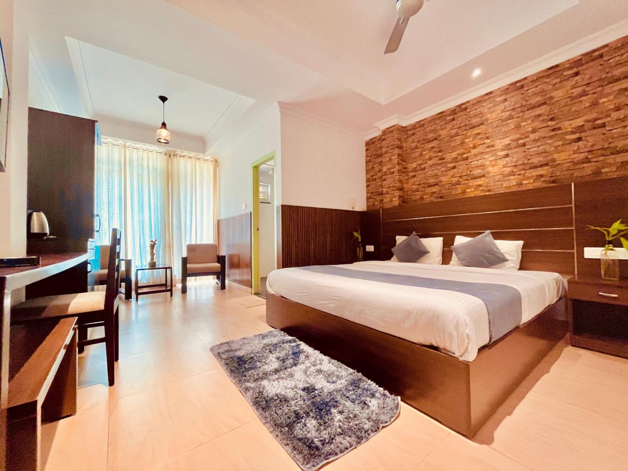 Pearl Grand Boutique Cottage In Omaxe Anandam Vrindavan - #Premium Ac Rooms With Balcony #Big Parking #Lift #Garden #Peaceful Area #Near Prem Mandir #Property Of The Year #Most Awarded Luaran gambar